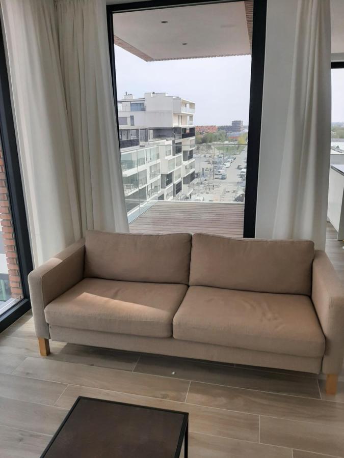 Port Side Incl Parking Apartamento
